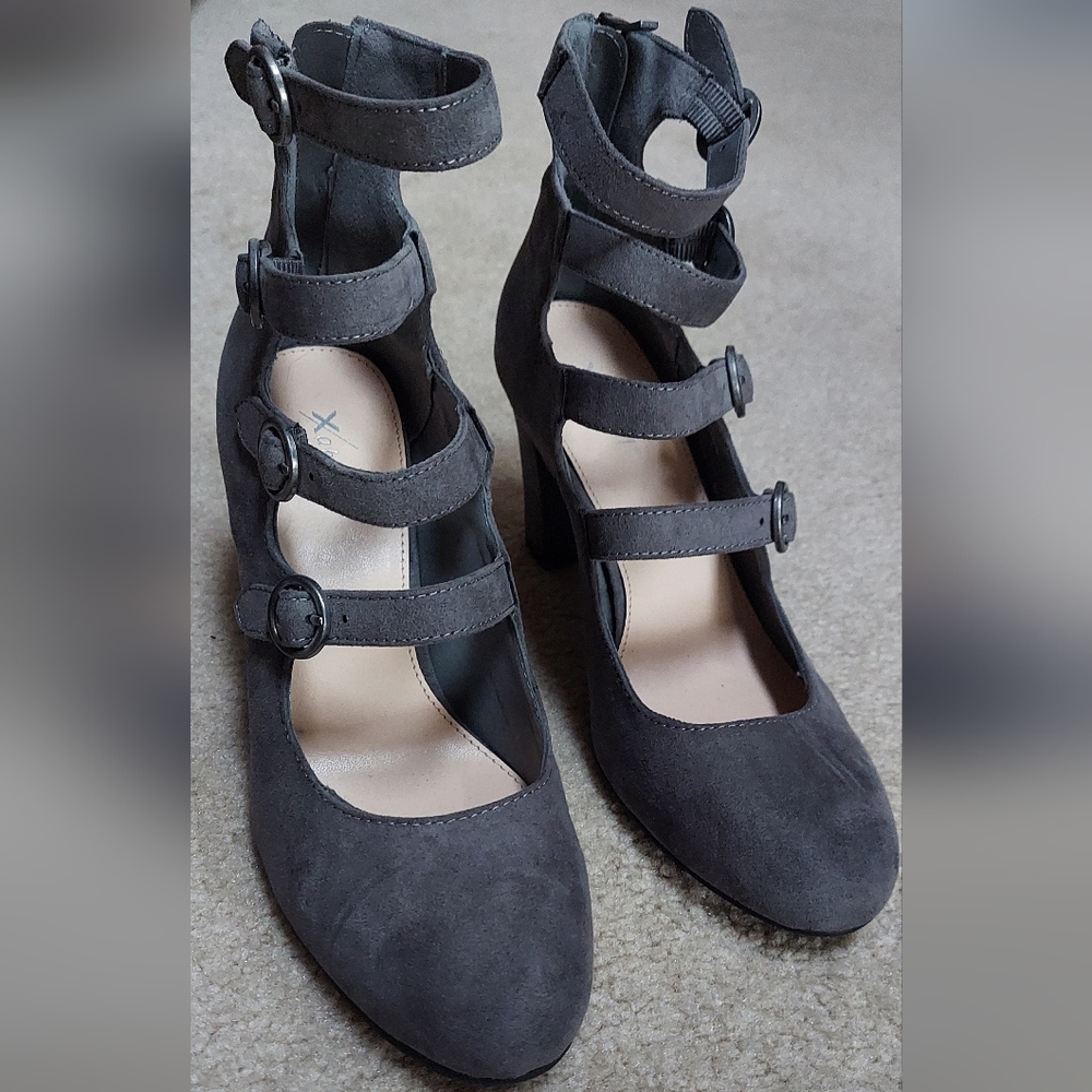 Xappeal Gray high heels